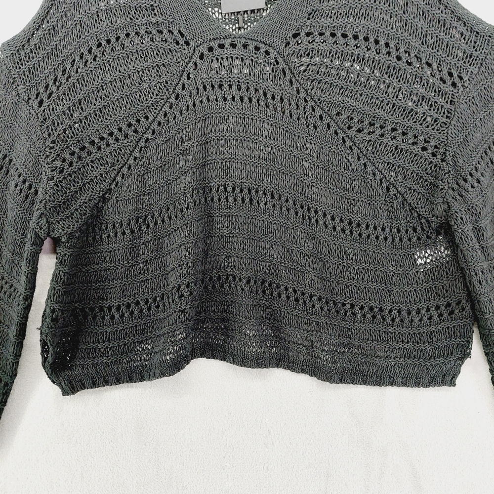 New Joe's Women's Black V-Neck Long Sleeve Knit Crochet Cropped Sweater P3690 - Picture 2 of 8